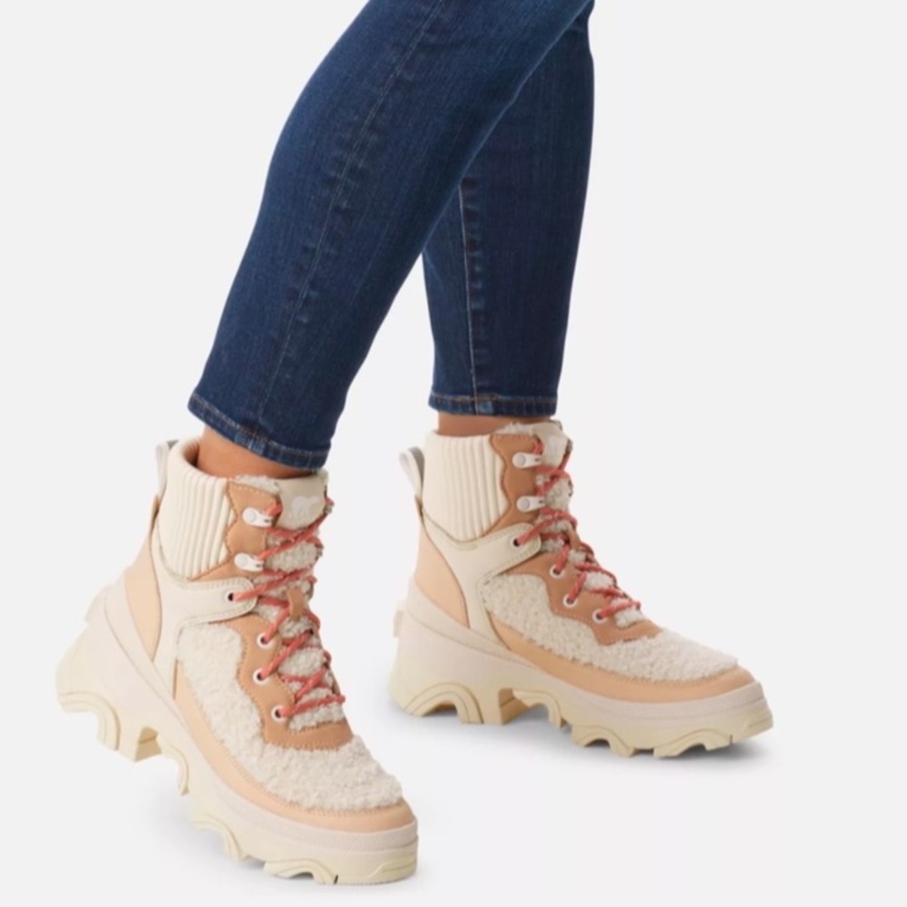 Sorel Women's Brex™ Boot Cozy Lace - Cream and Tan